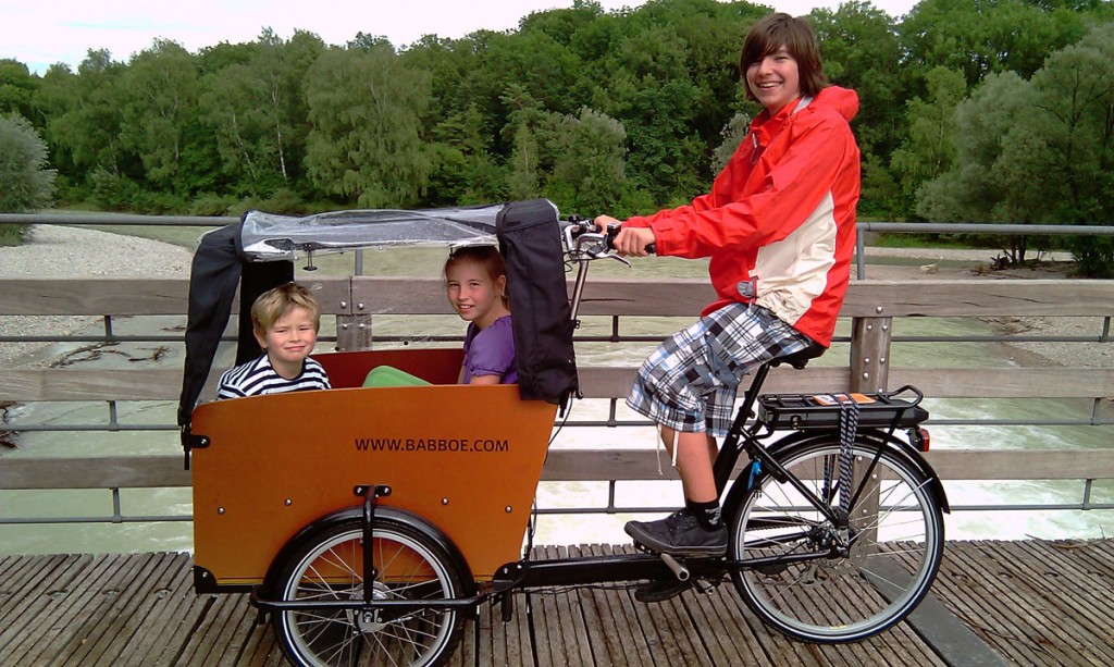 Mit dem Baboo Bike unterwegs an der Isar Baboo Bike radlen an der Isar geliehen von pedalhelden.de